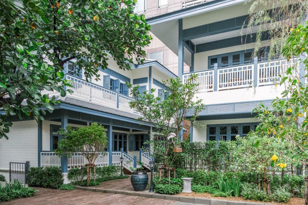 Khách sạn Baan Vajra Bangkok